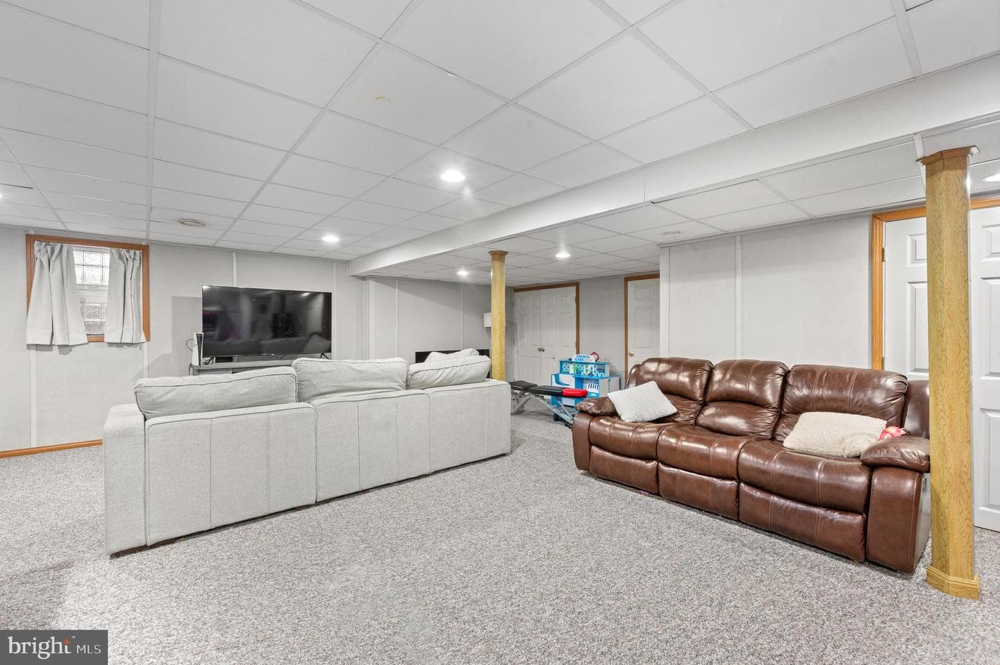 939 Hamilton Road photo 41