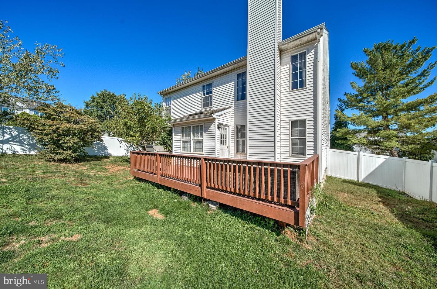 939 Hamilton Road photo 49