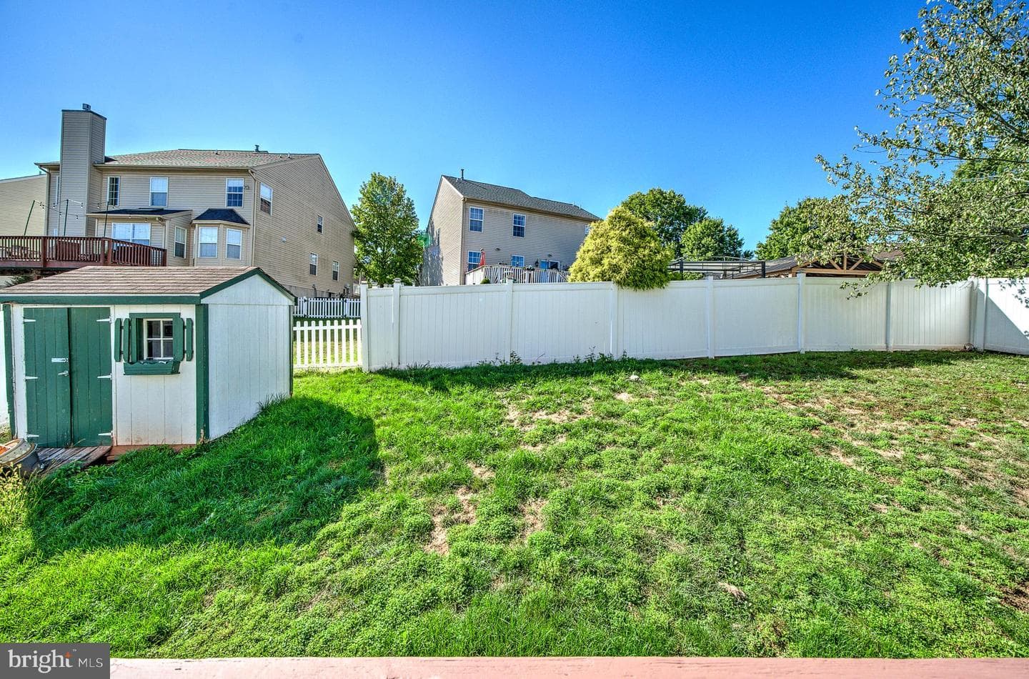 939 Hamilton Road photo 51
