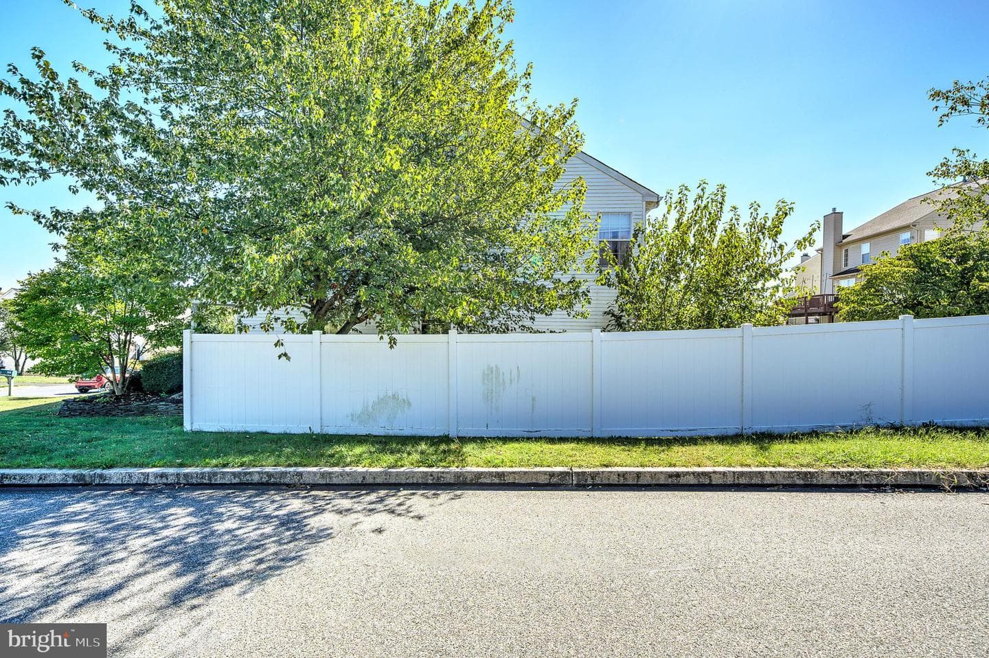 939 Hamilton Road photo 53