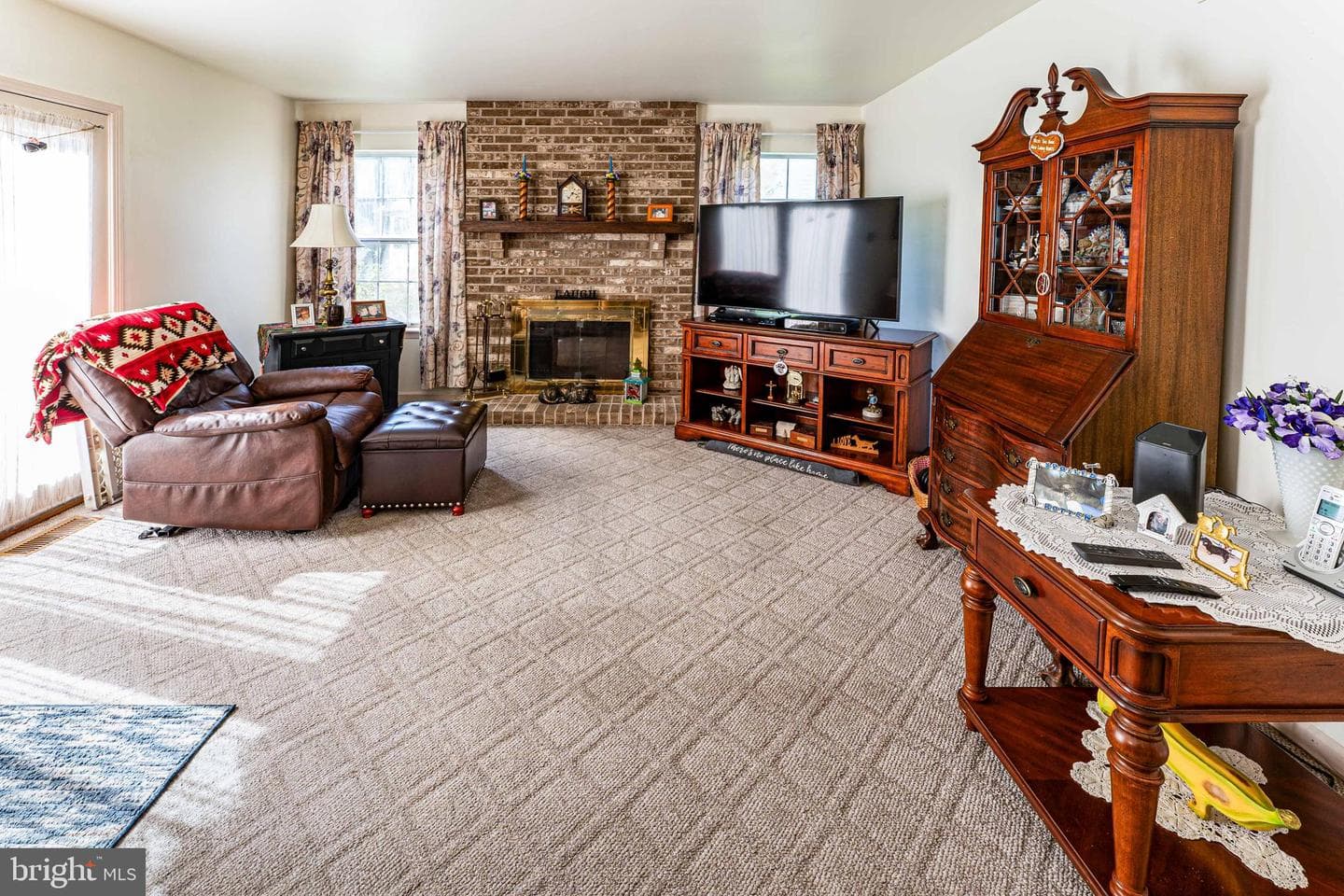 412 S Stone Ridge Drive photo 6
