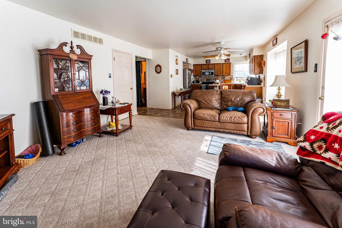 412 S Stone Ridge Drive photo 9