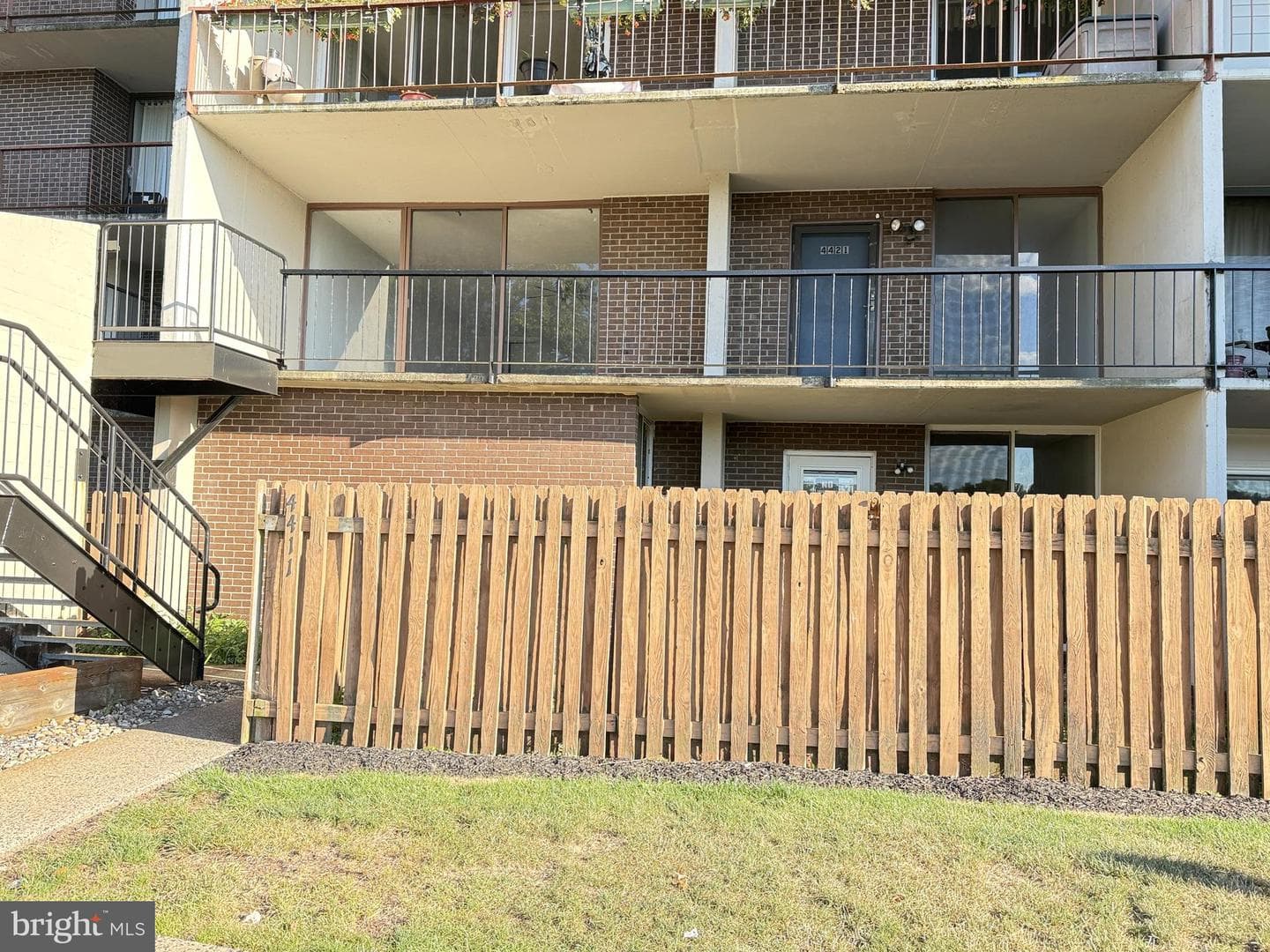 4421 Forest Lane photo 1