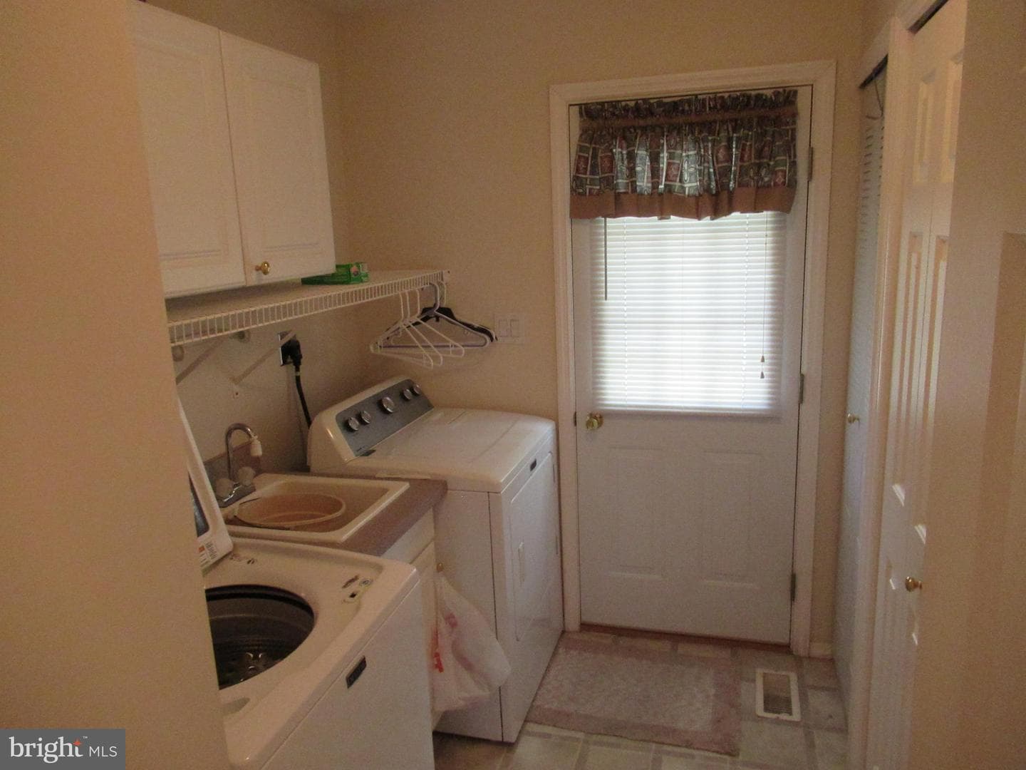 2063 Highland Court #2063 photo 25