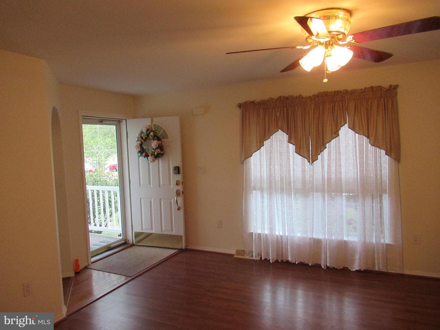 2063 Highland Court #2063 photo 3