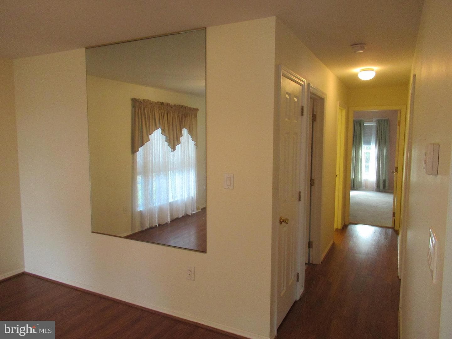 2063 Highland Court #2063 photo 5