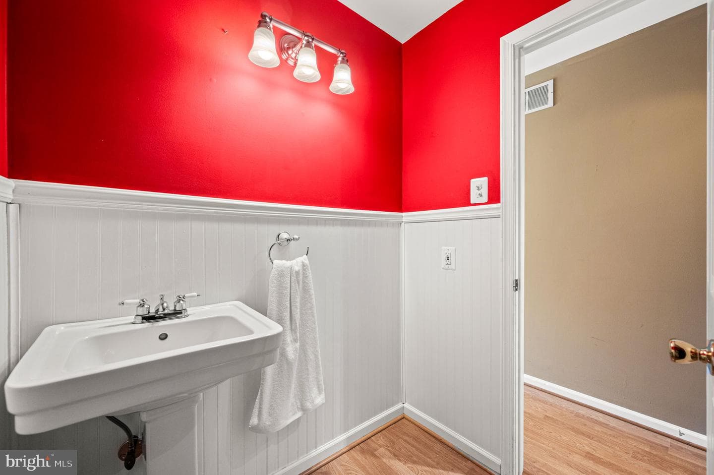 218 Parkview Drive photo 4