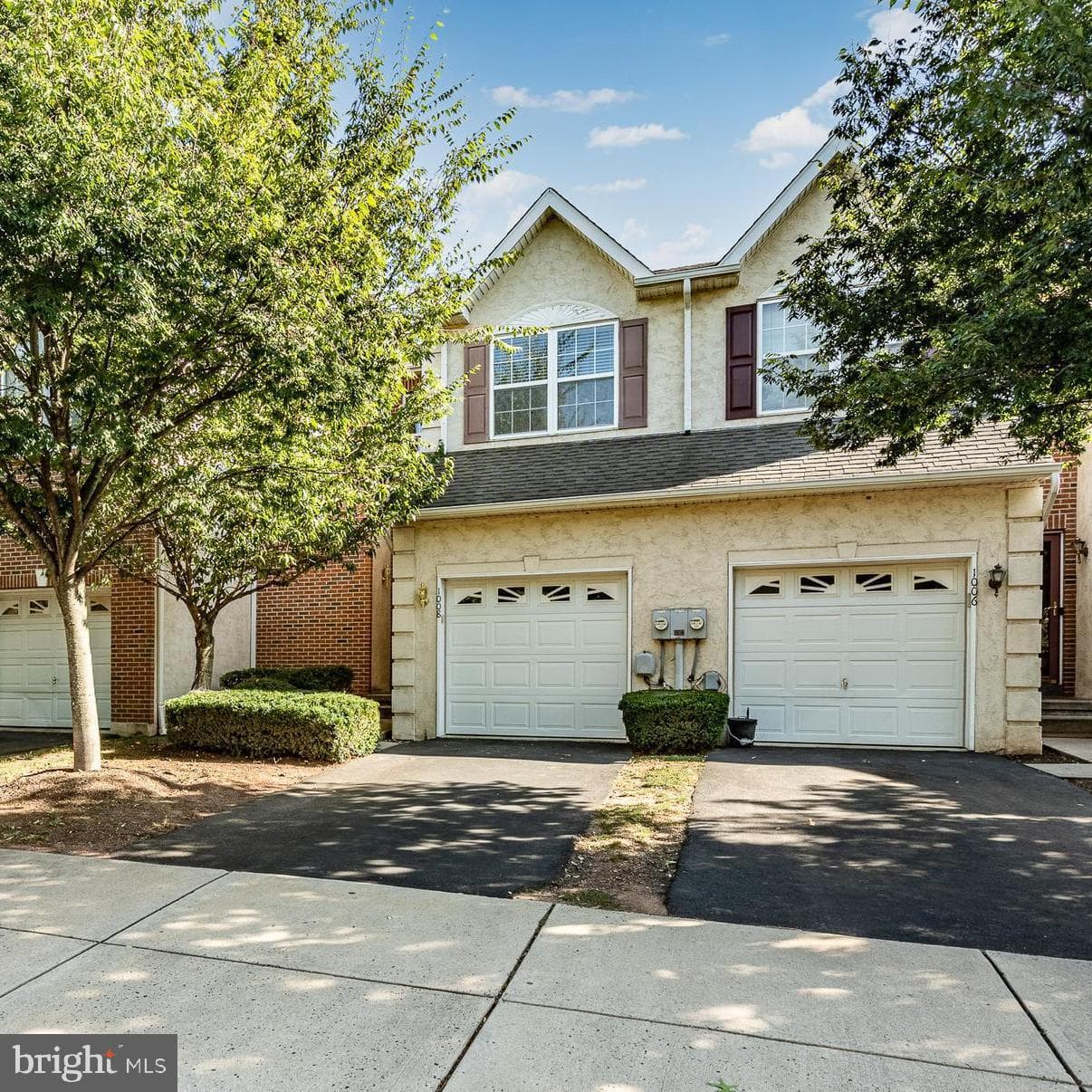 1008 Vanguard Drive photo 1