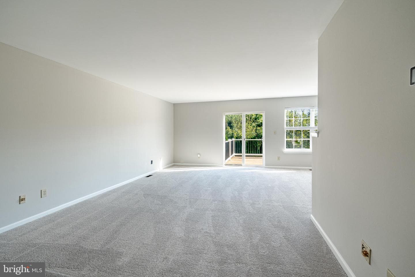 1008 Vanguard Drive photo 10