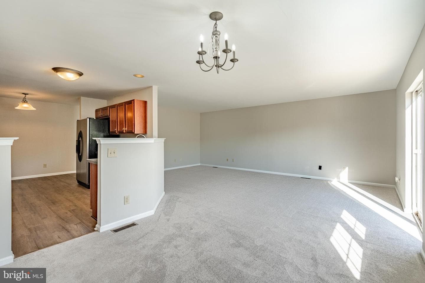 1008 Vanguard Drive photo 11