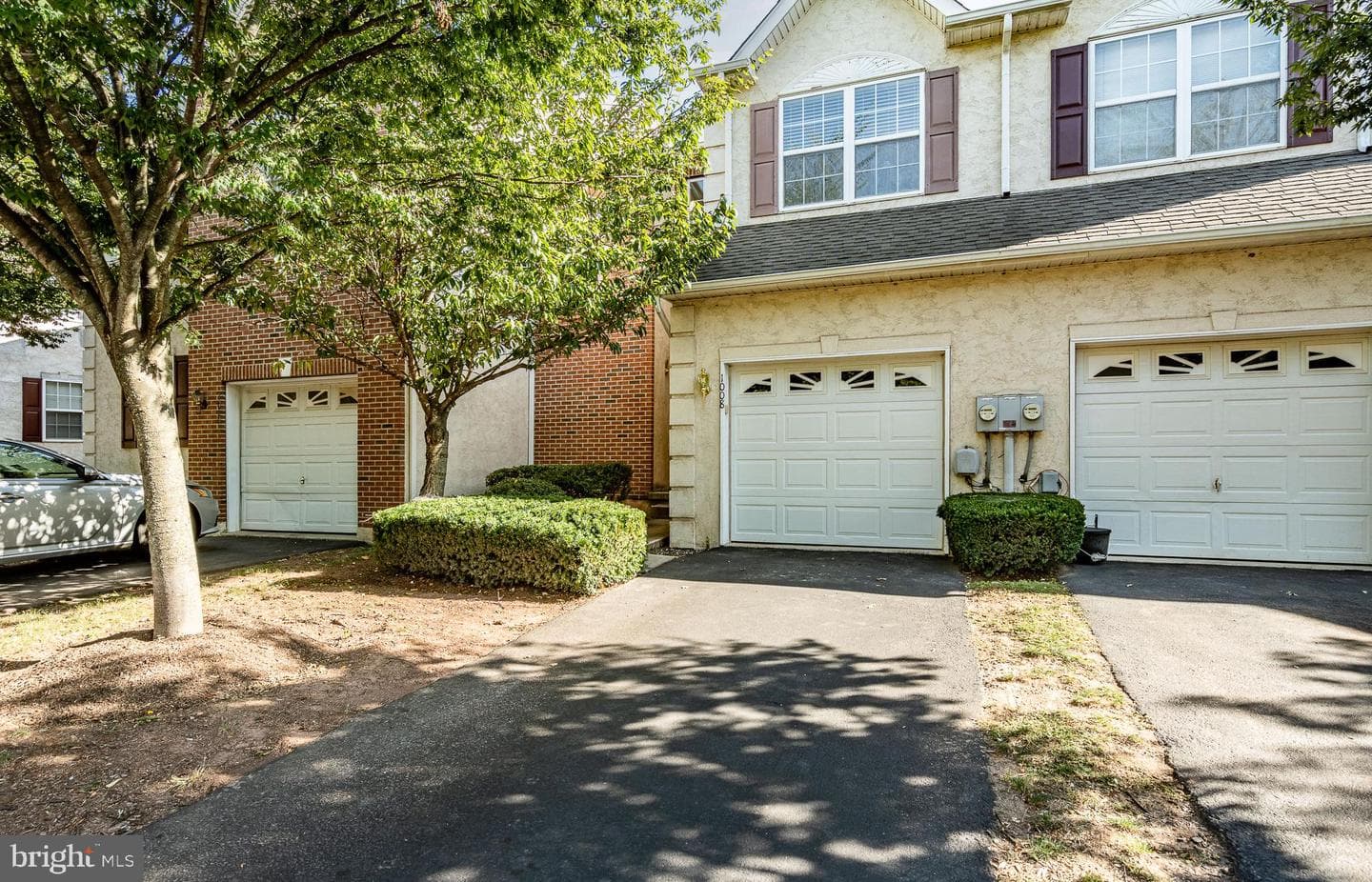 1008 Vanguard Drive photo 3