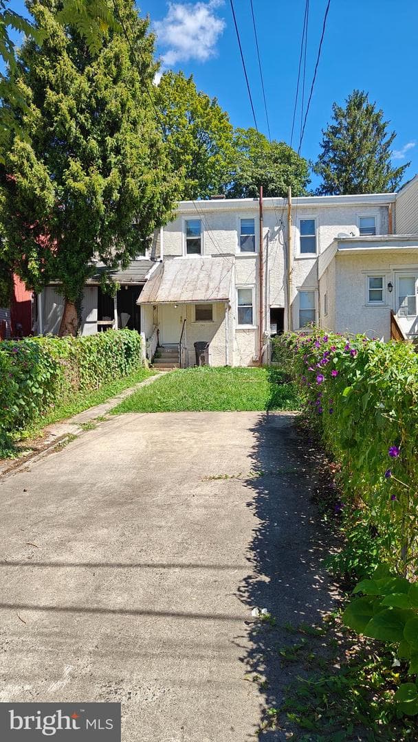 242 Minor Street photo 16