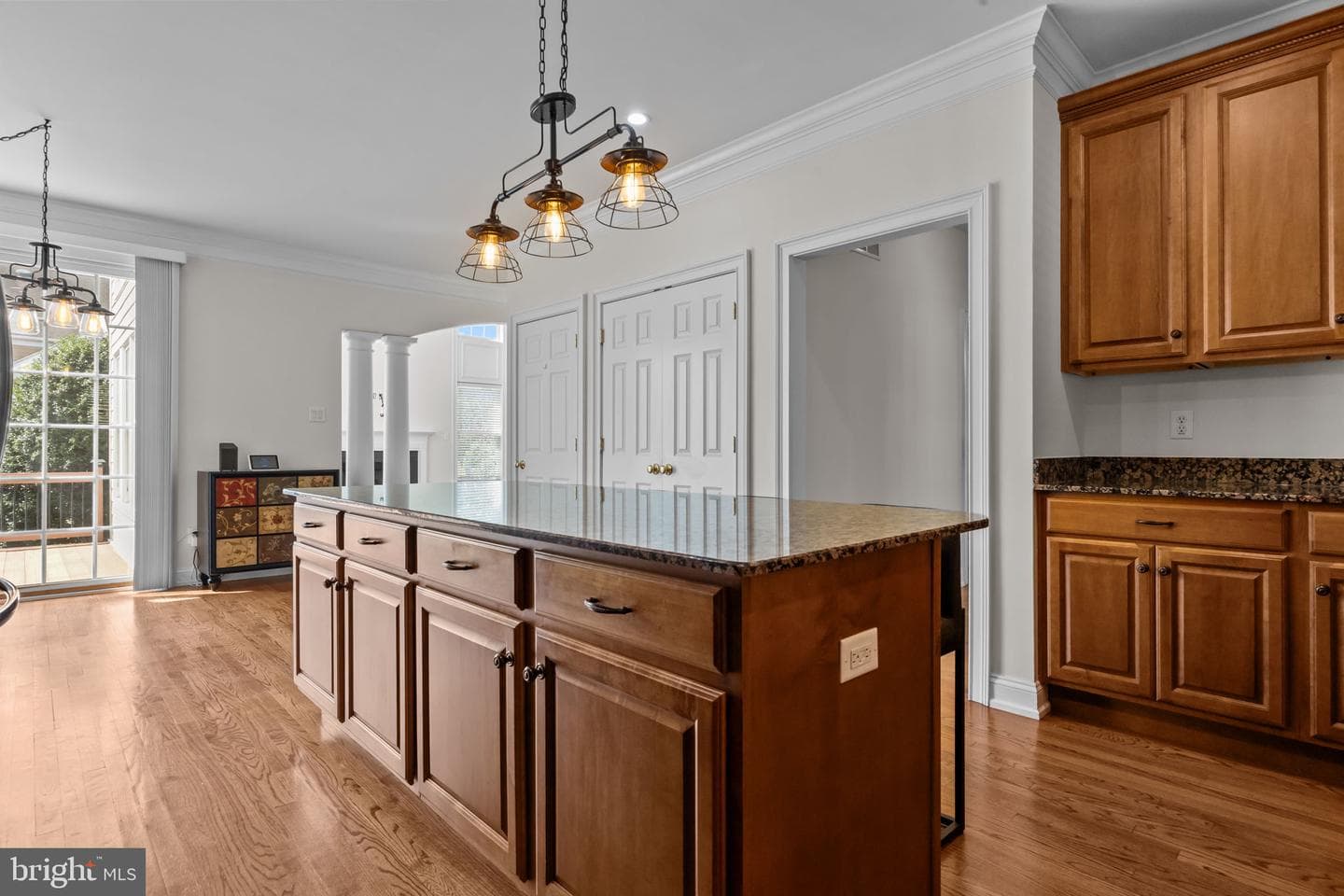 3541 Reading Way photo 15