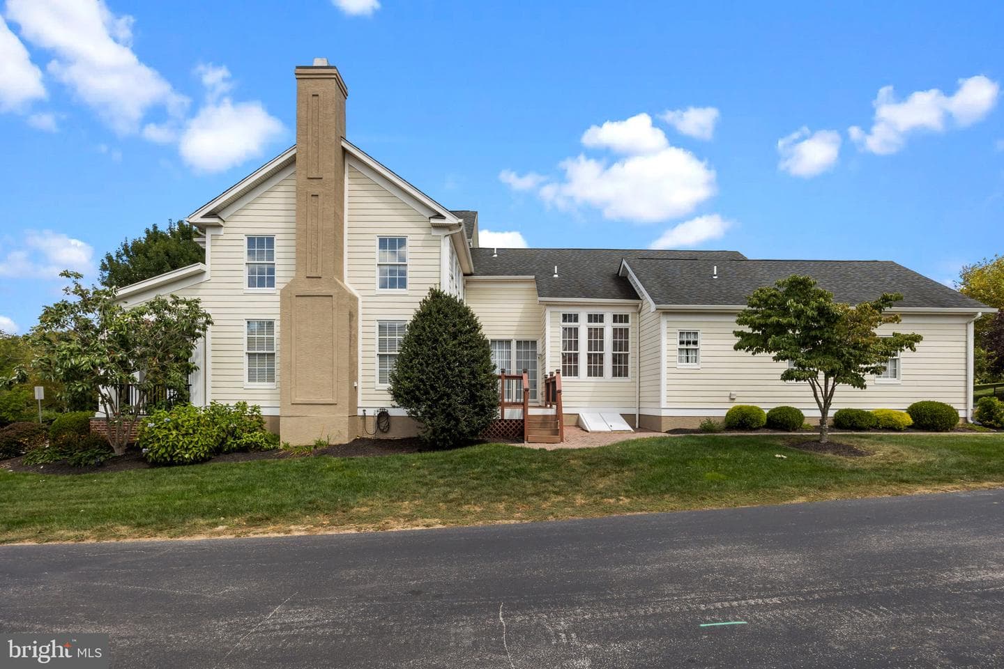 3541 Reading Way photo 3