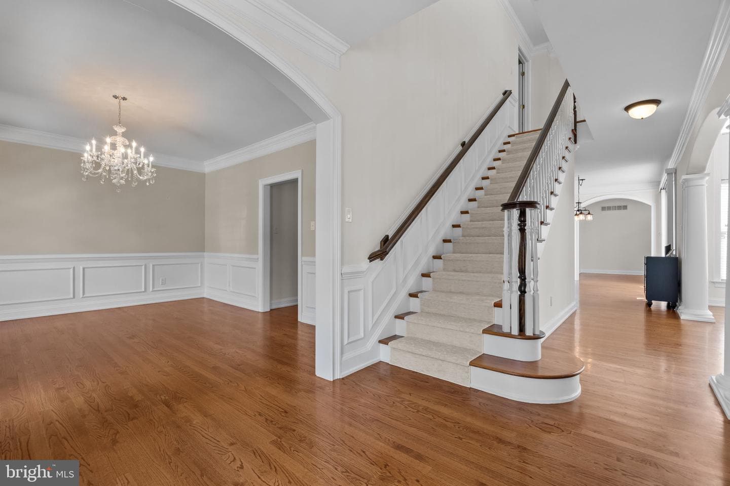 3541 Reading Way photo 5