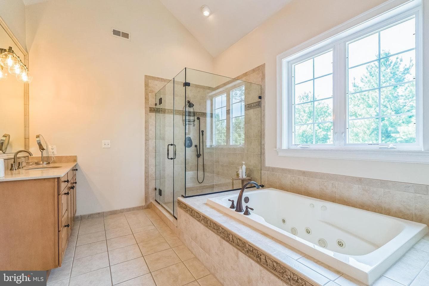 392 Langberg Lane photo 24