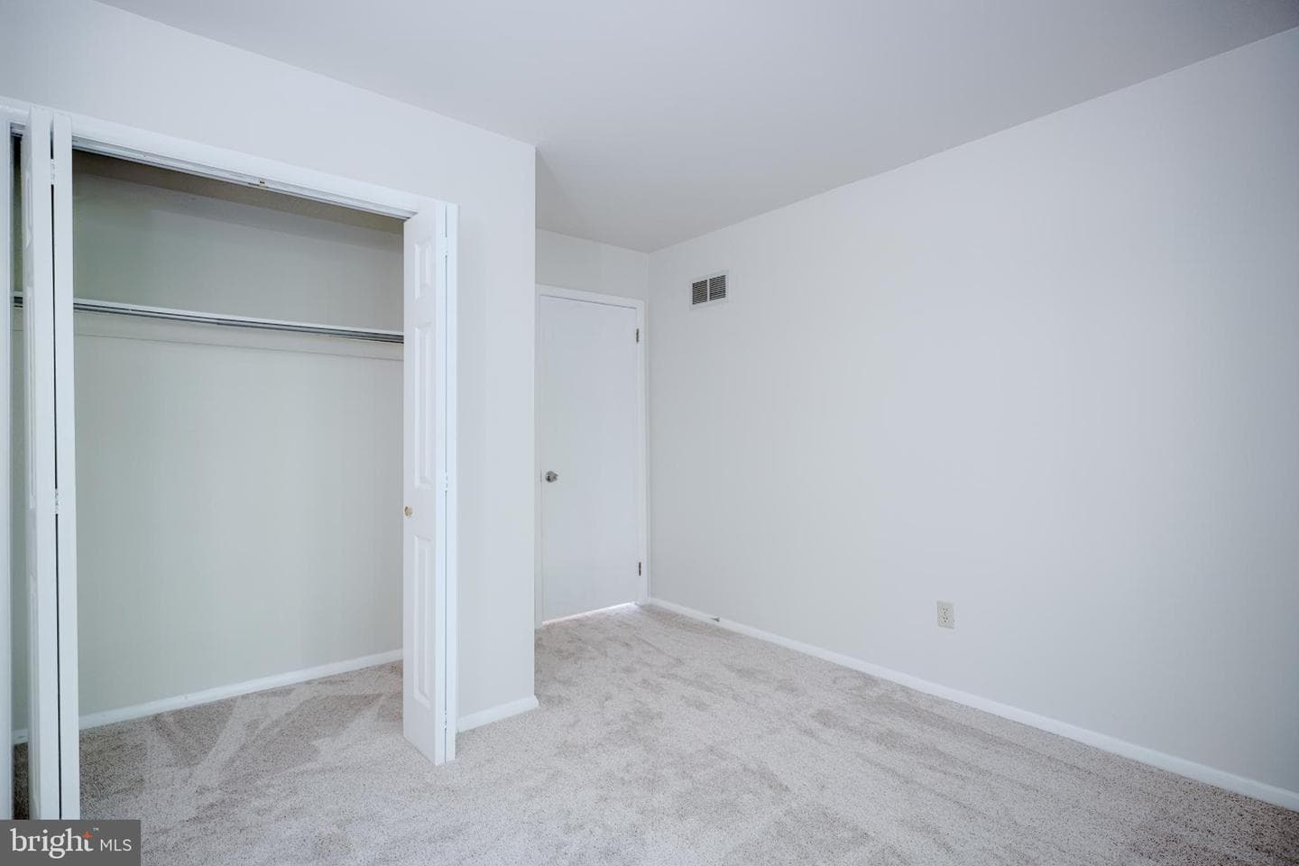 1401 Oak Circle photo 18