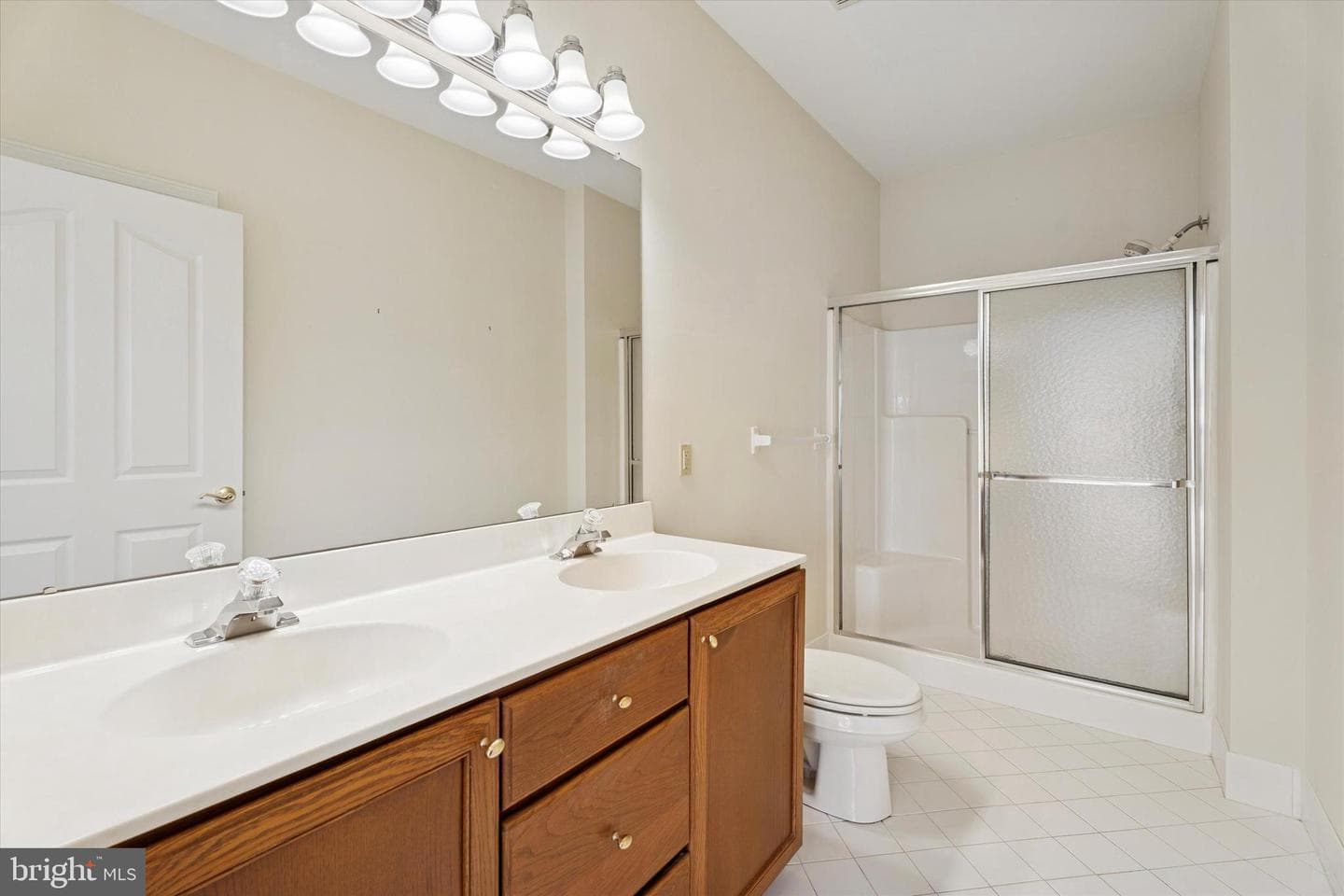 416 Ruth Court photo 23
