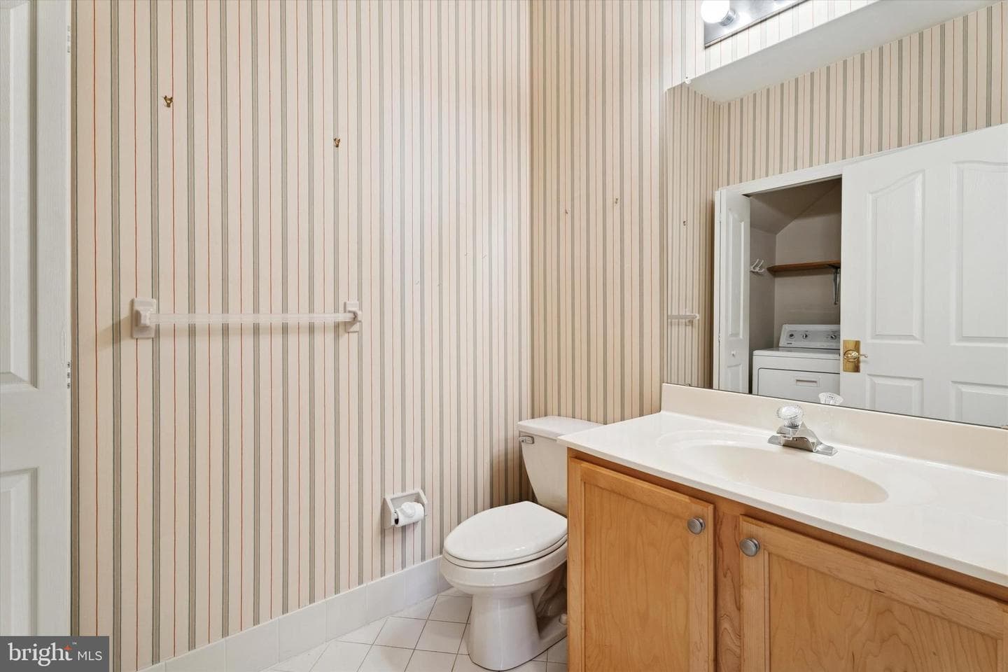 416 Ruth Court photo 24