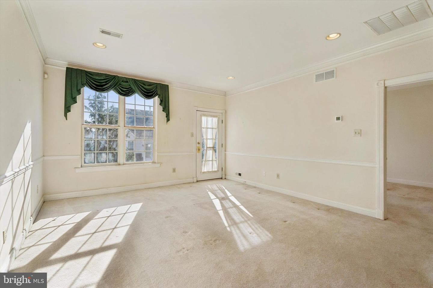 416 Ruth Court photo 8