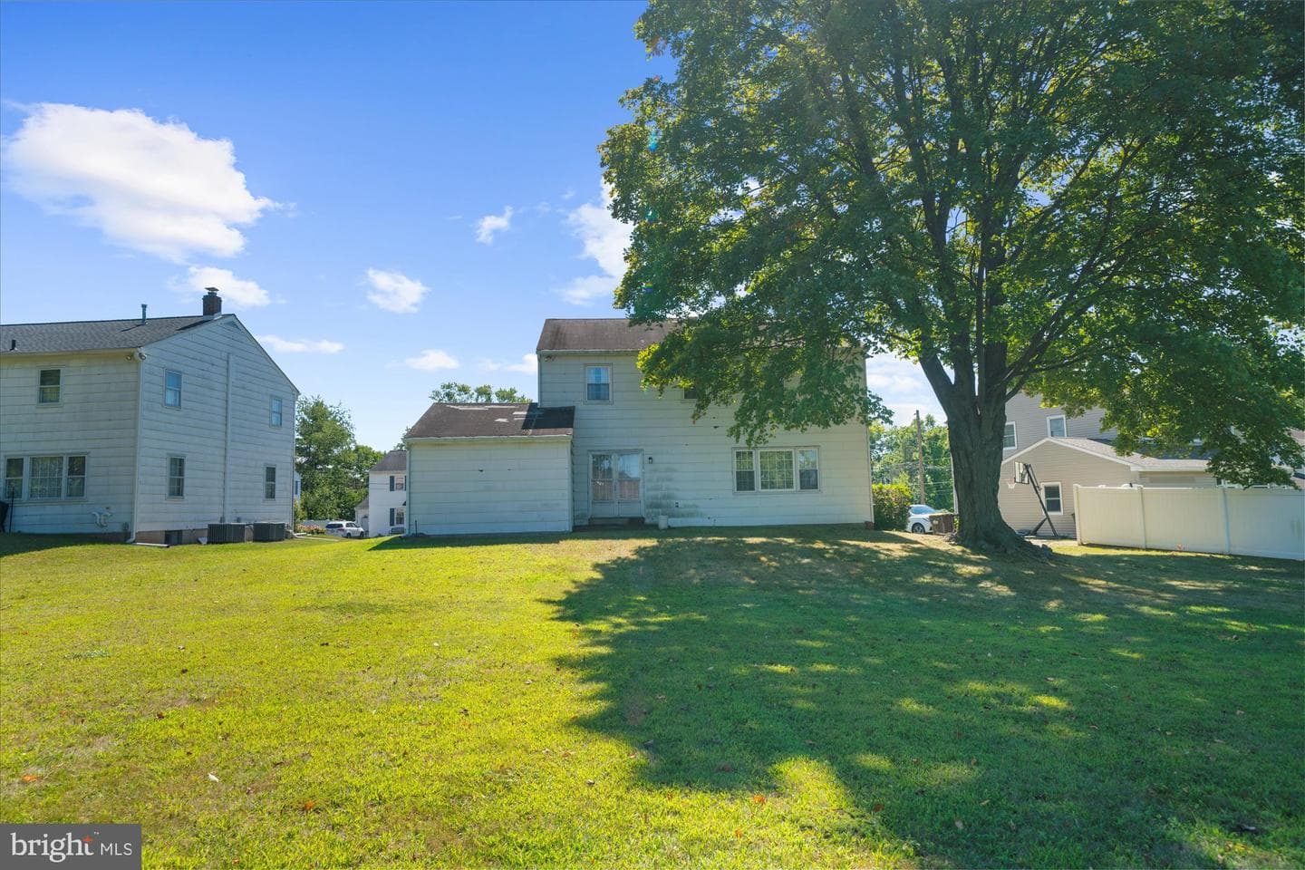 338 Rees Drive photo 29