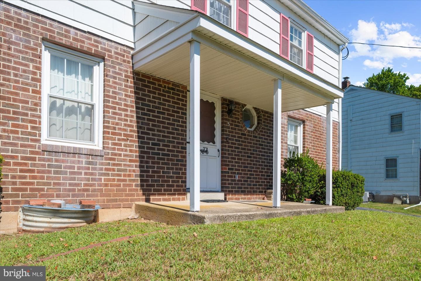 338 Rees Drive photo 4