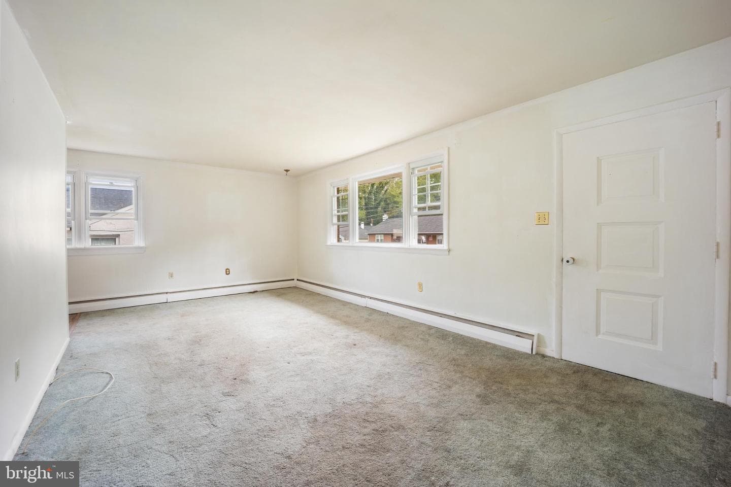 906 Maple Avenue photo 9