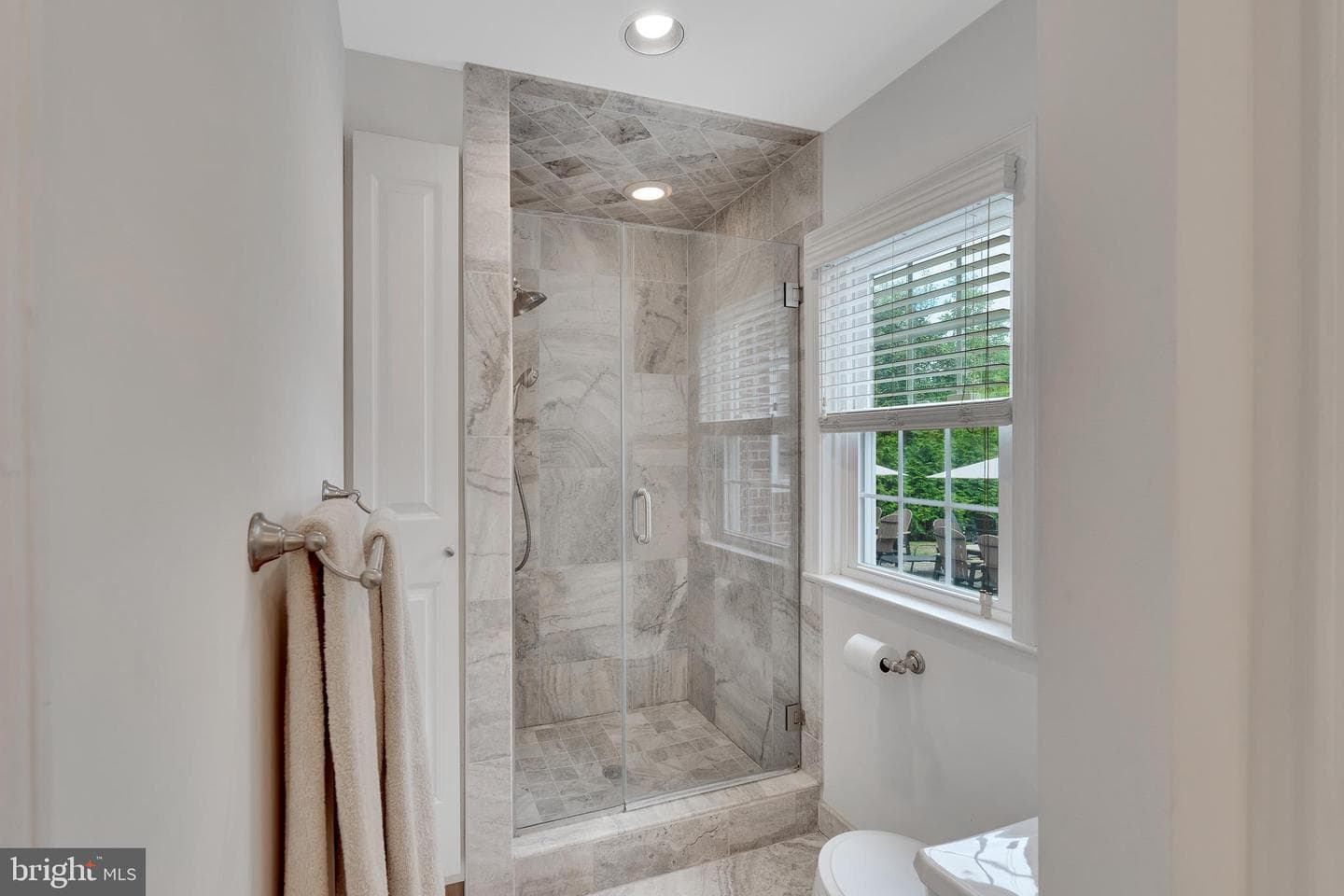 506 Dogwood Lane photo 23