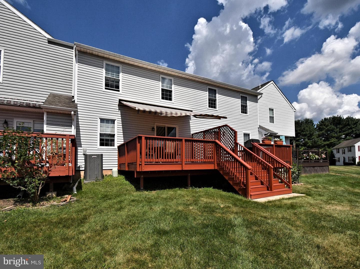 201 Beacon Court photo 38