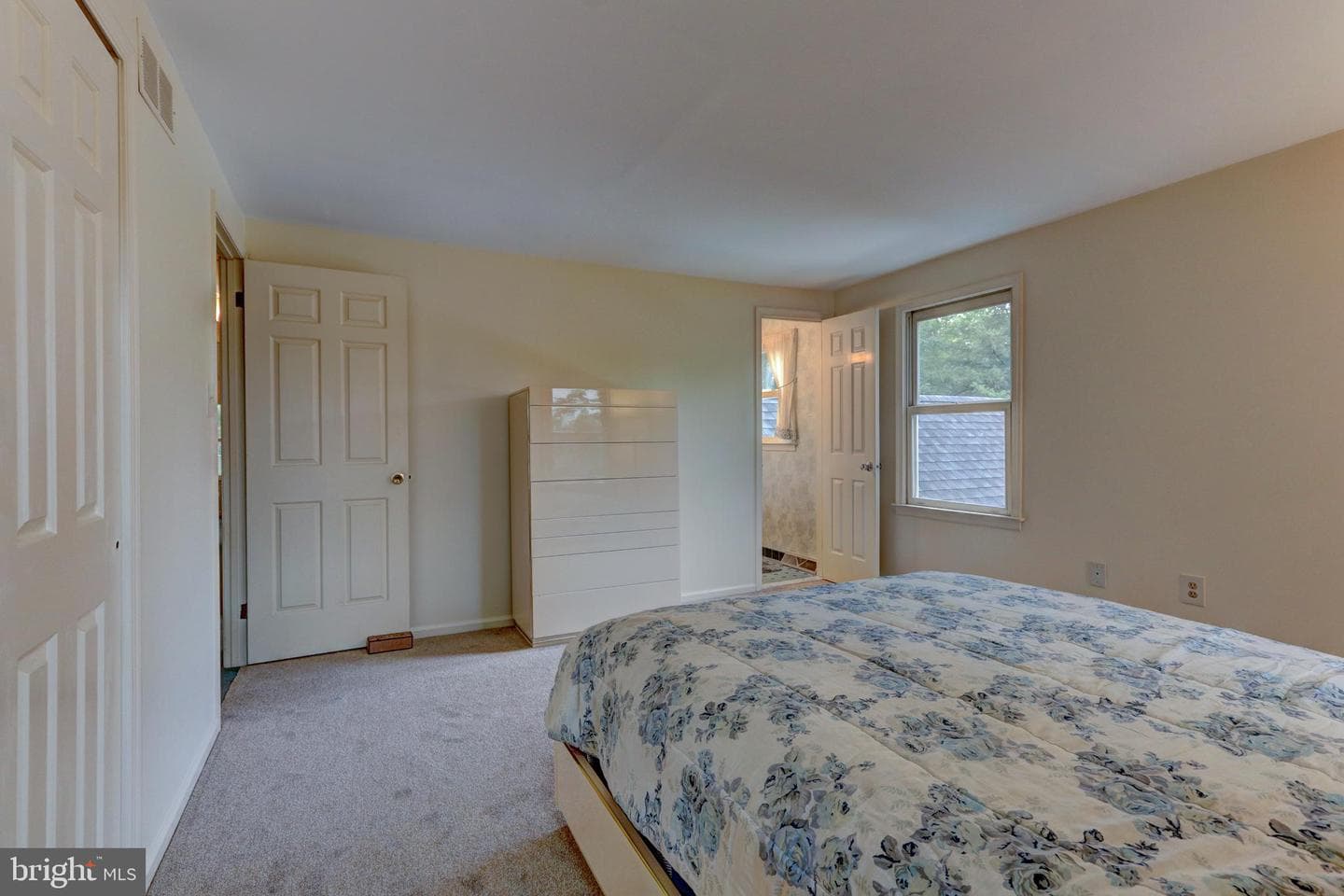 633 Conestoga Lane photo 27