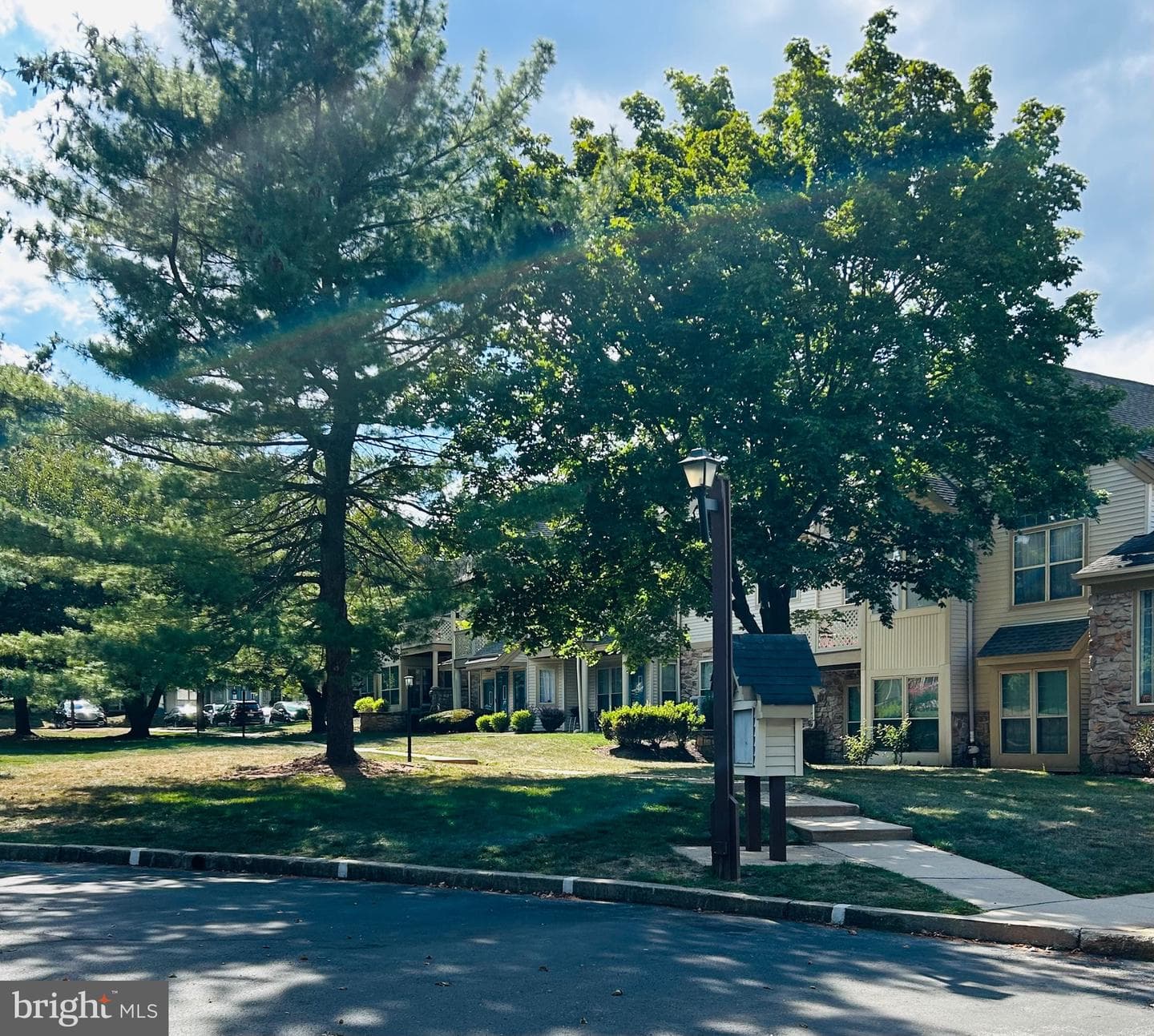 513 Foxcroft Circle photo 16