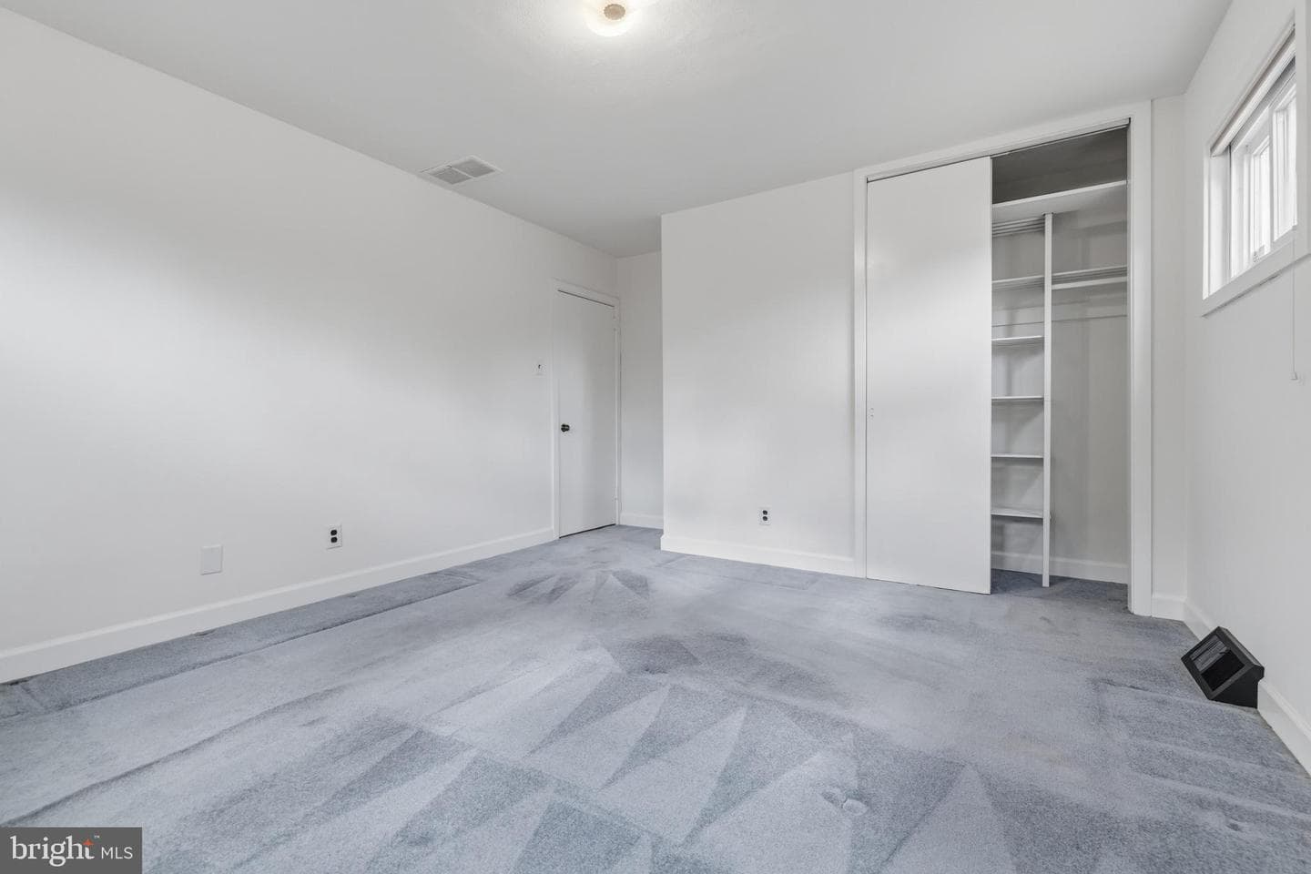 1054 Marie Road photo 20