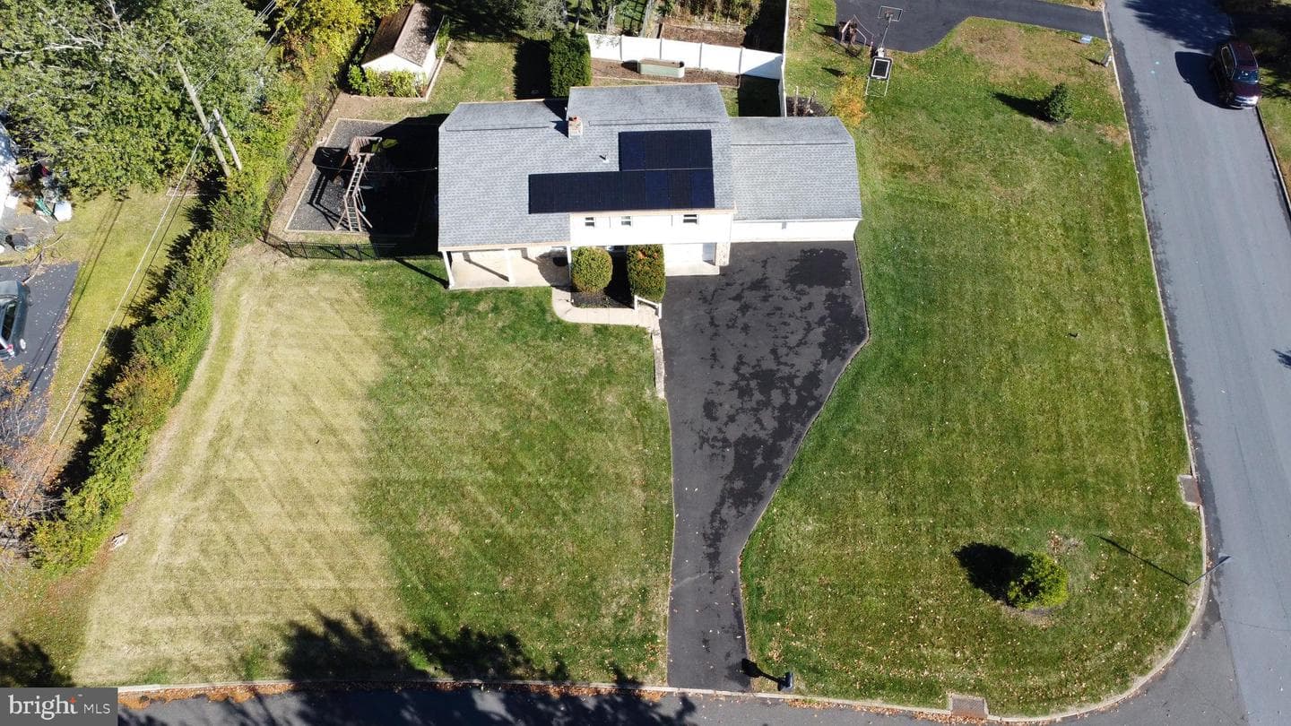 204 Letitia Lane photo 41