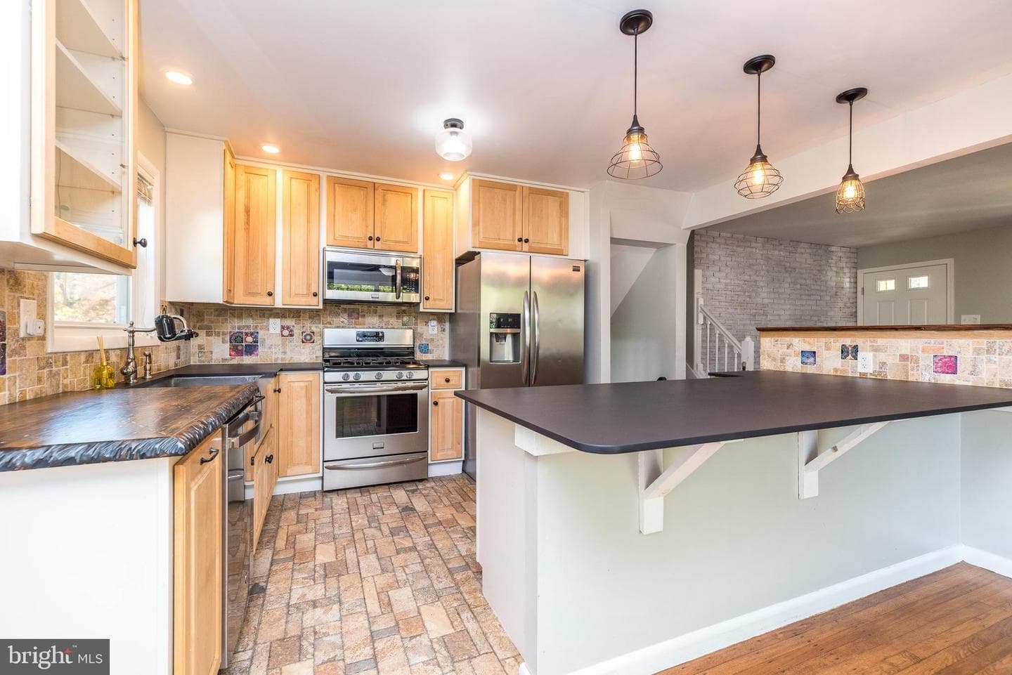 204 Letitia Lane photo 9
