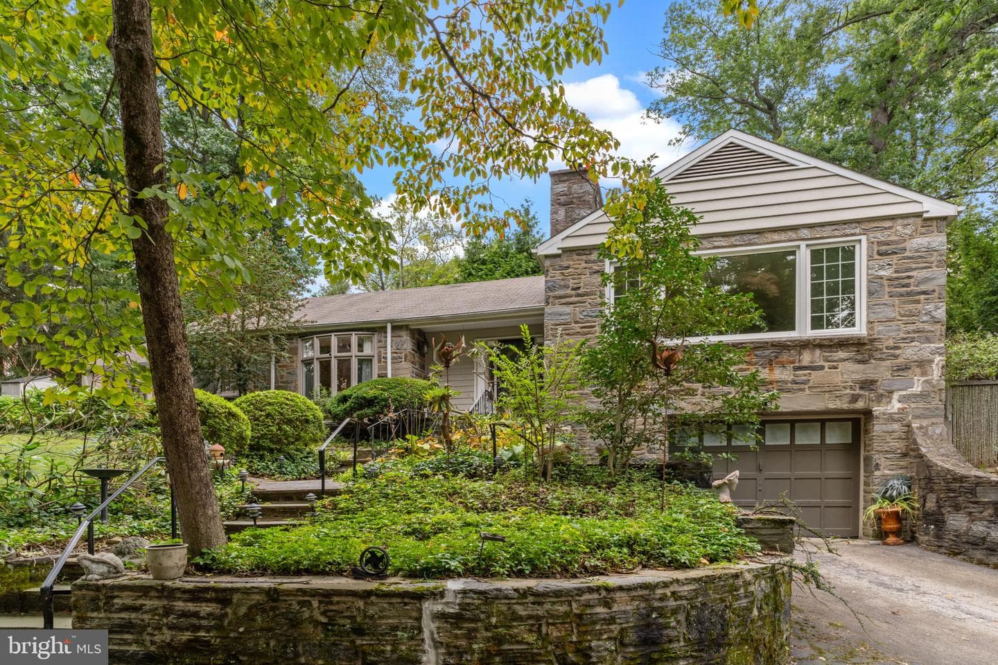 8316 Jenkintown Road photo 1