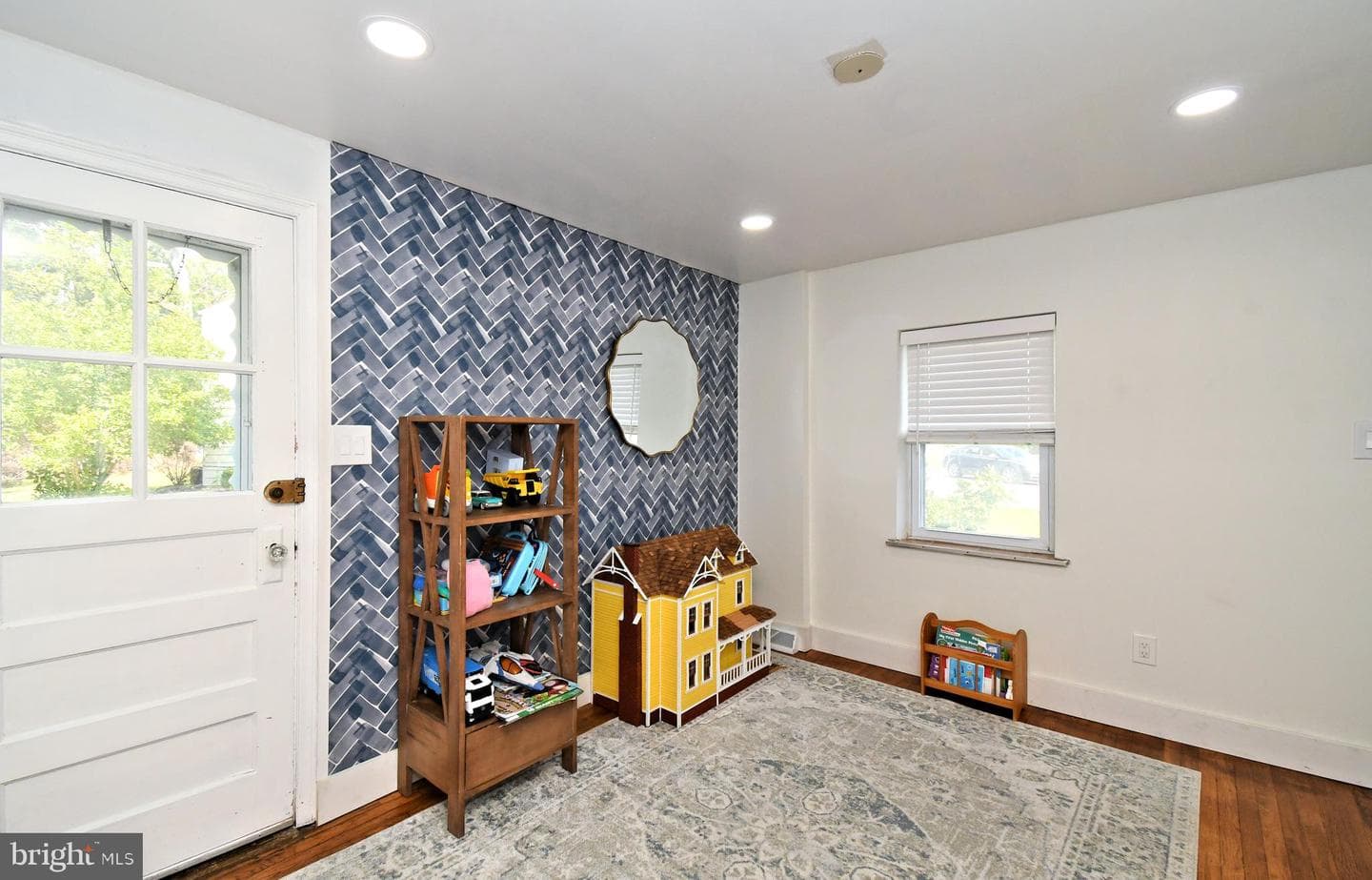 231 Montgomery Avenue photo 27
