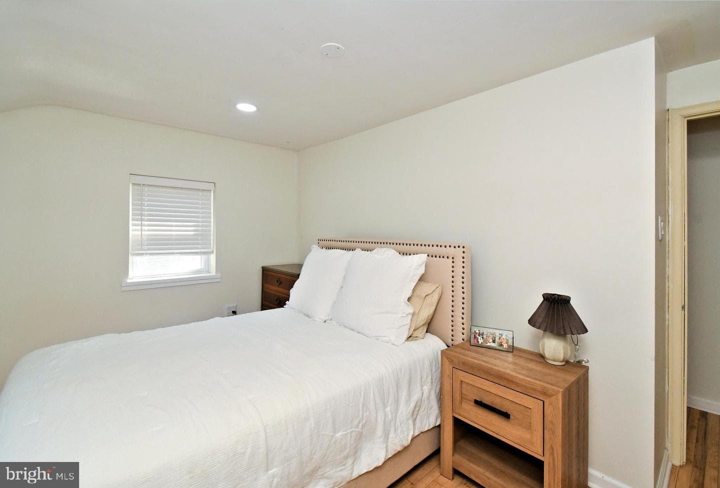231 Montgomery Avenue photo 30