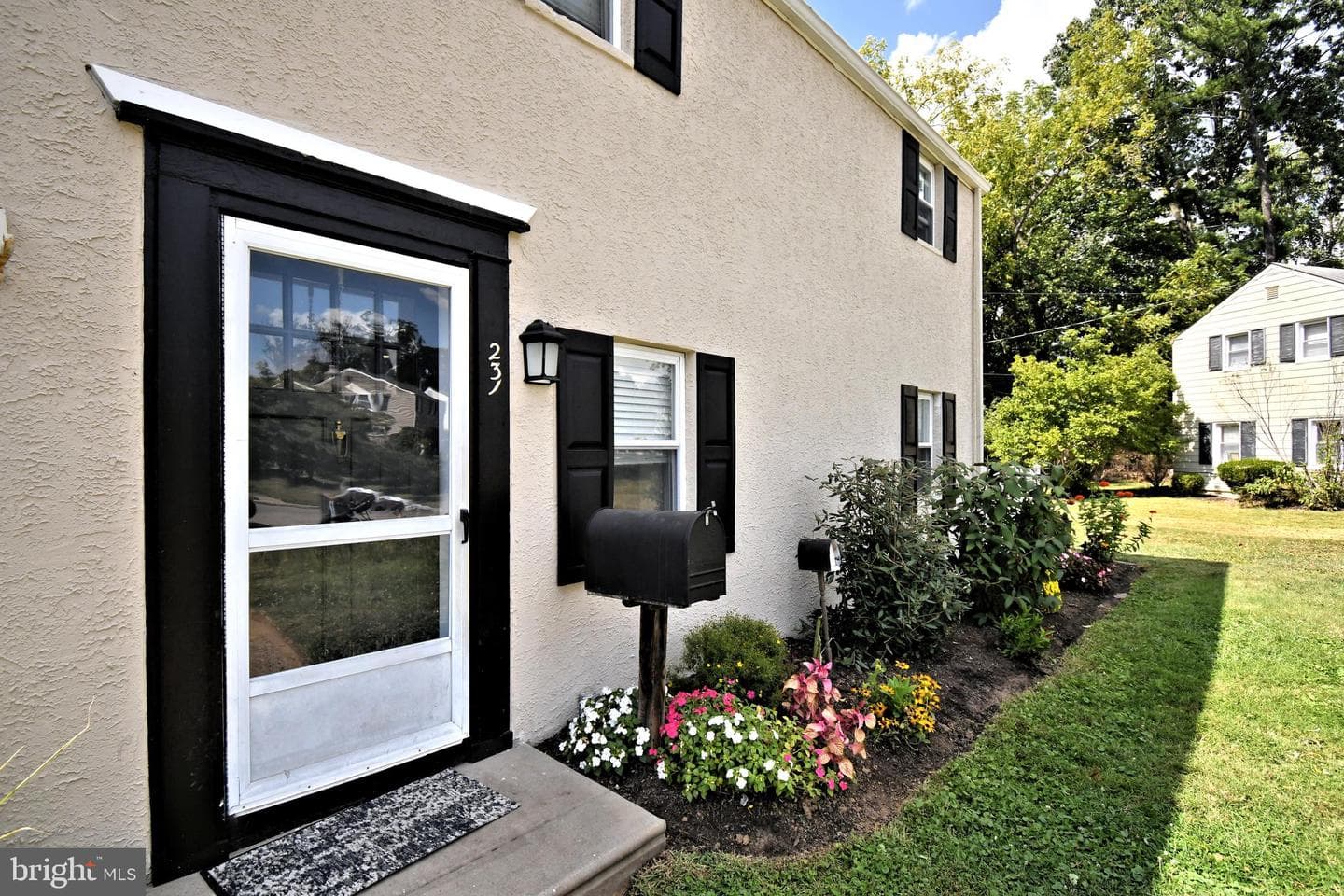 231 Montgomery Avenue photo 4
