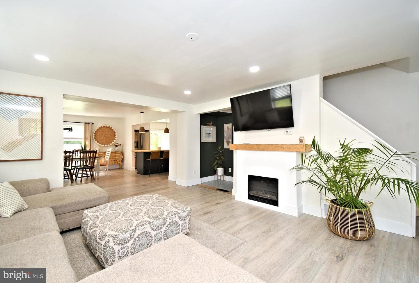 231 Montgomery Avenue photo 6