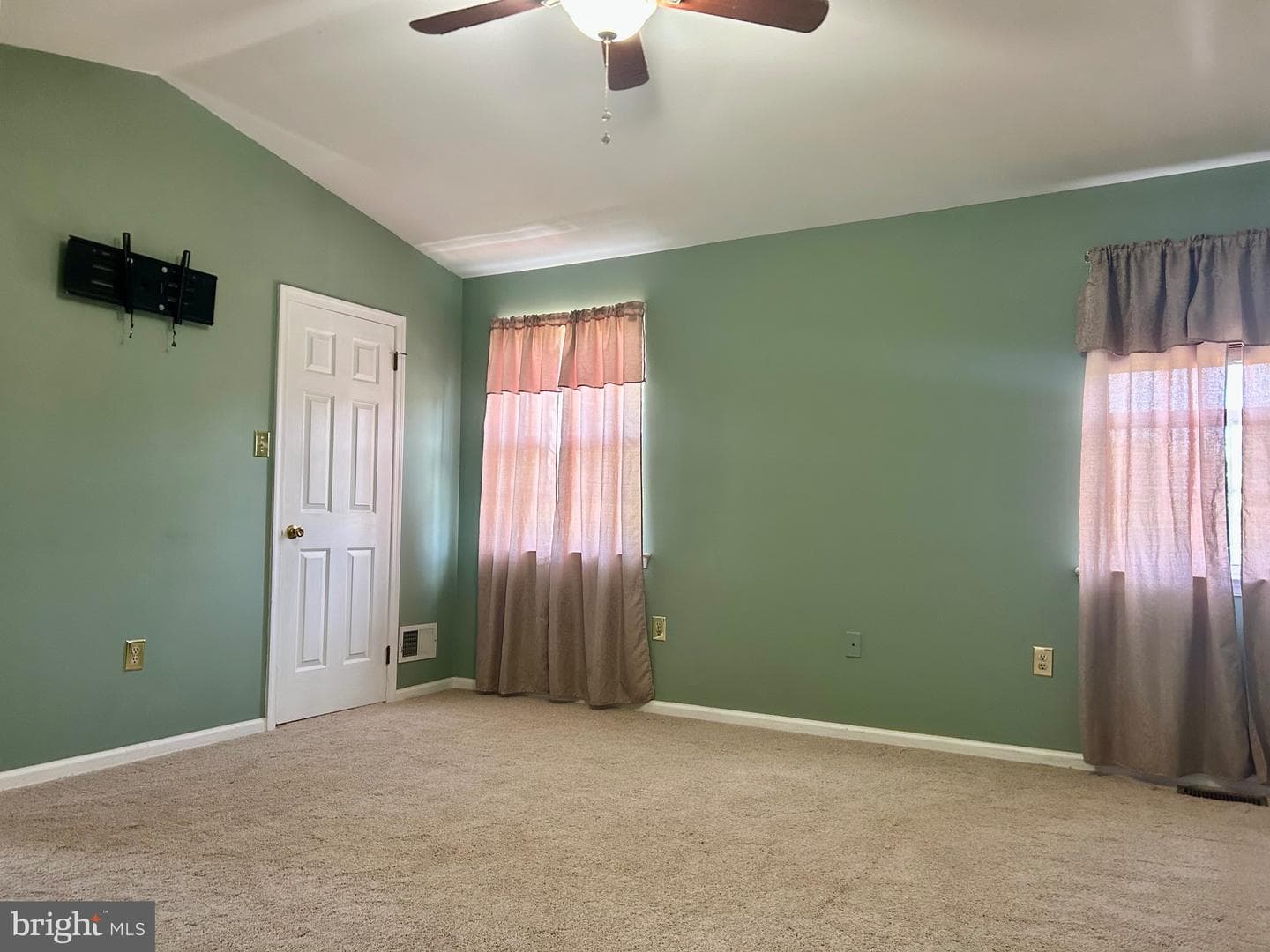152 Merion Drive photo 15