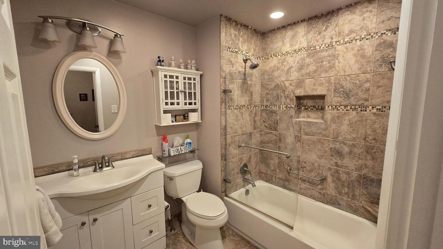 617 Meadowlark Road photo 12