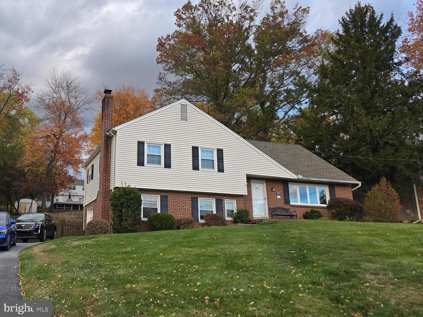 617 Meadowlark Road photo 2