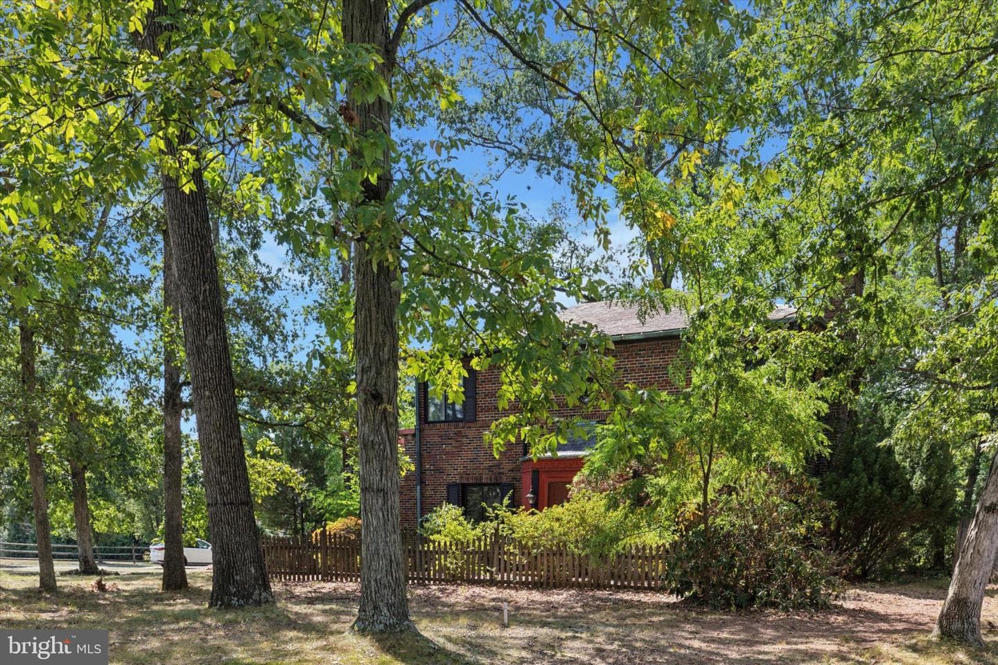 231 Bridge Street photo 6