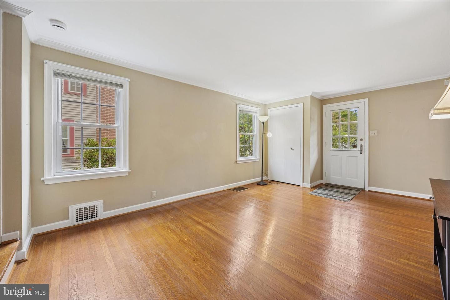 300 Lorraine Avenue photo 12