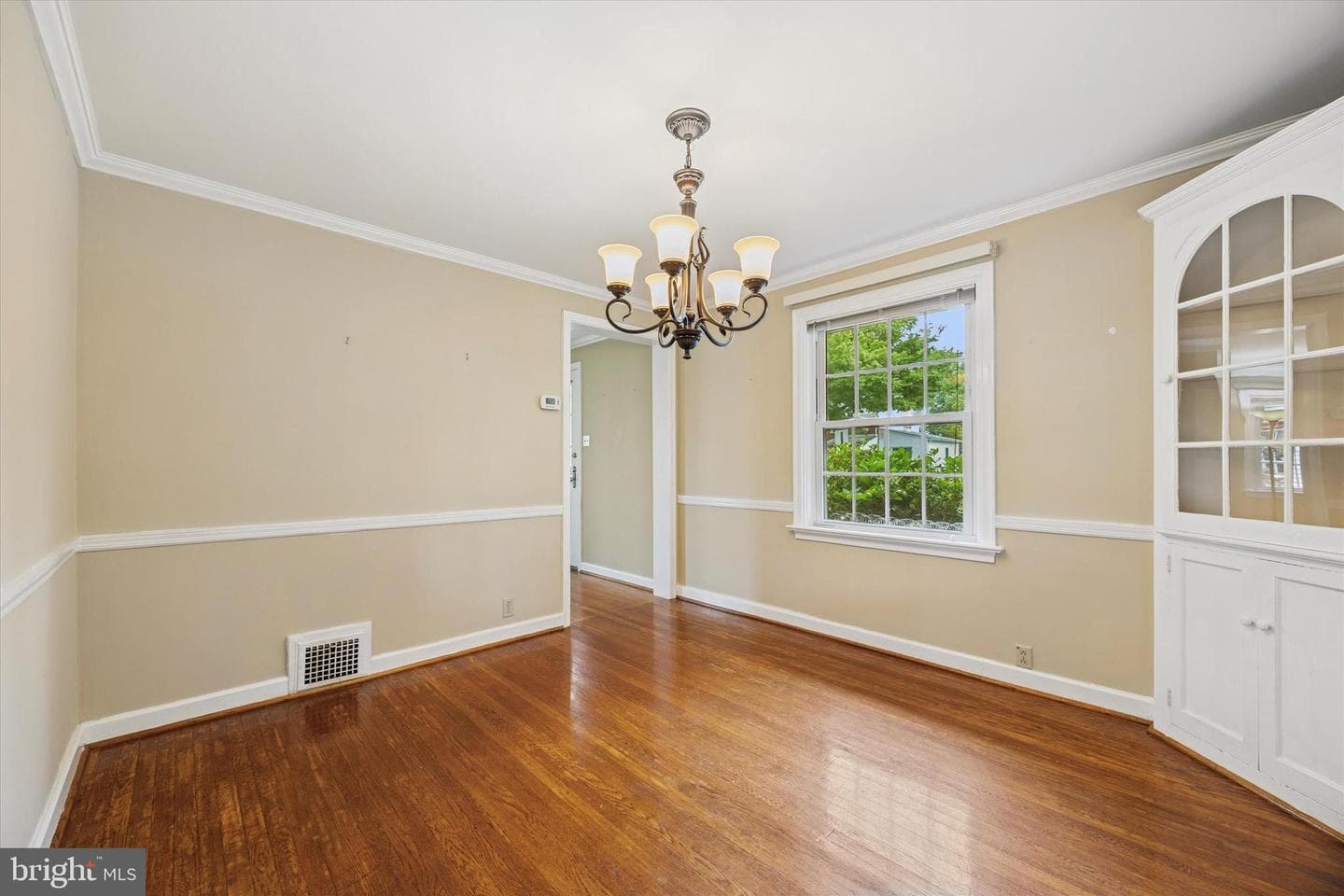 300 Lorraine Avenue photo 14