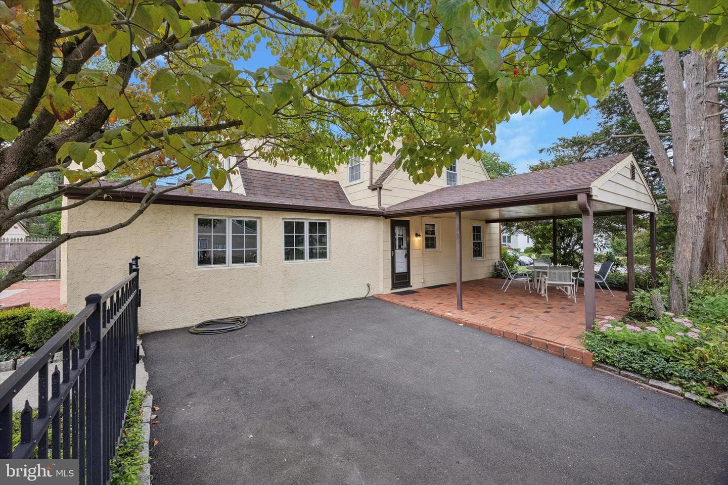 300 Lorraine Avenue photo 24