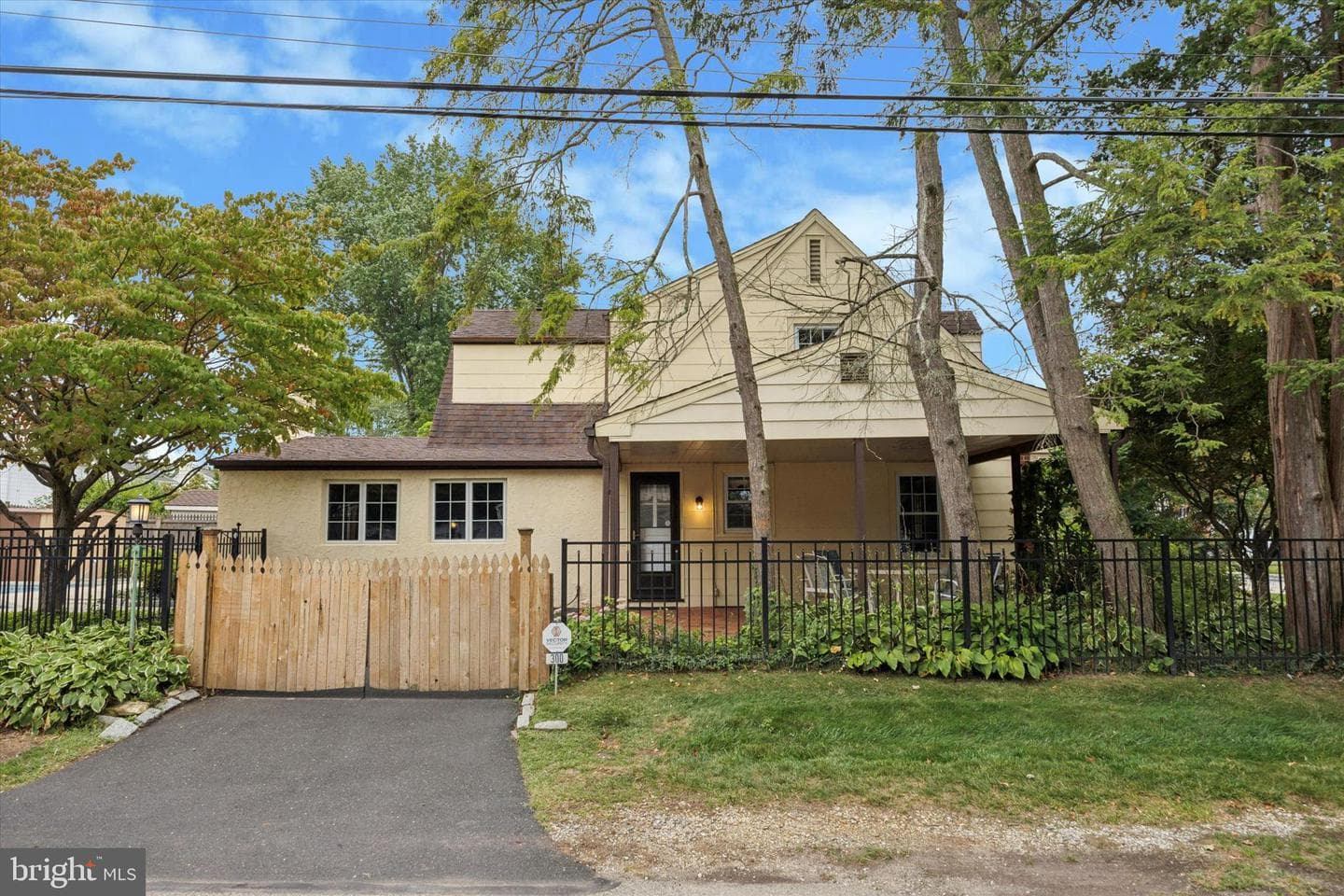 300 Lorraine Avenue photo 25