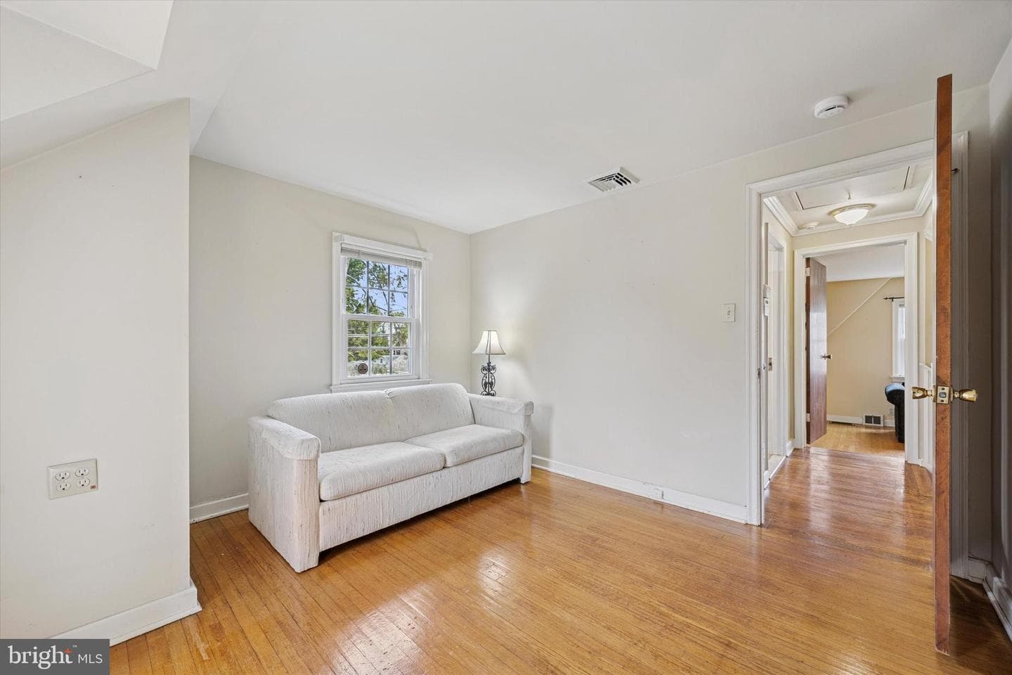 300 Lorraine Avenue photo 5
