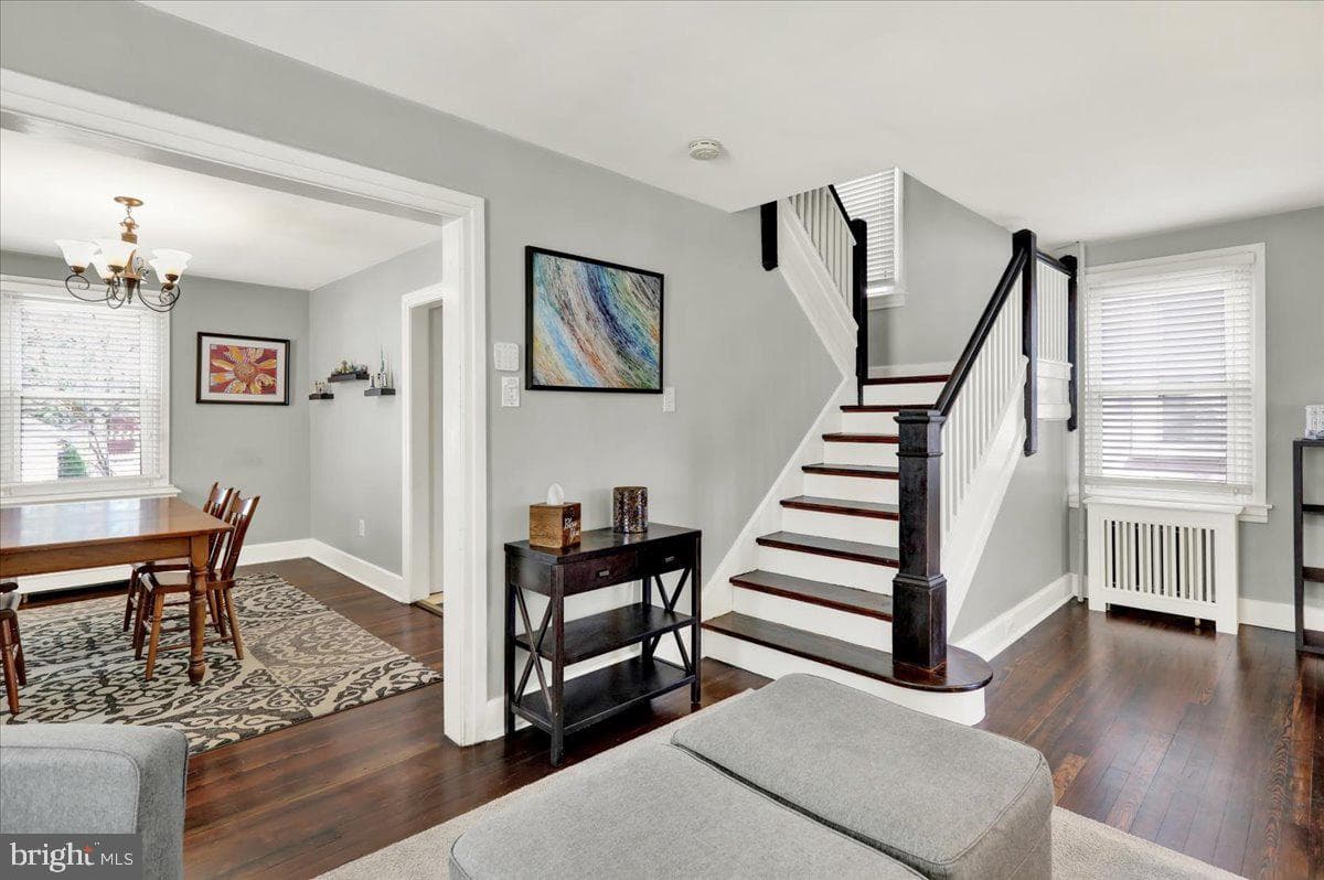 813 N Franklin Street photo 10