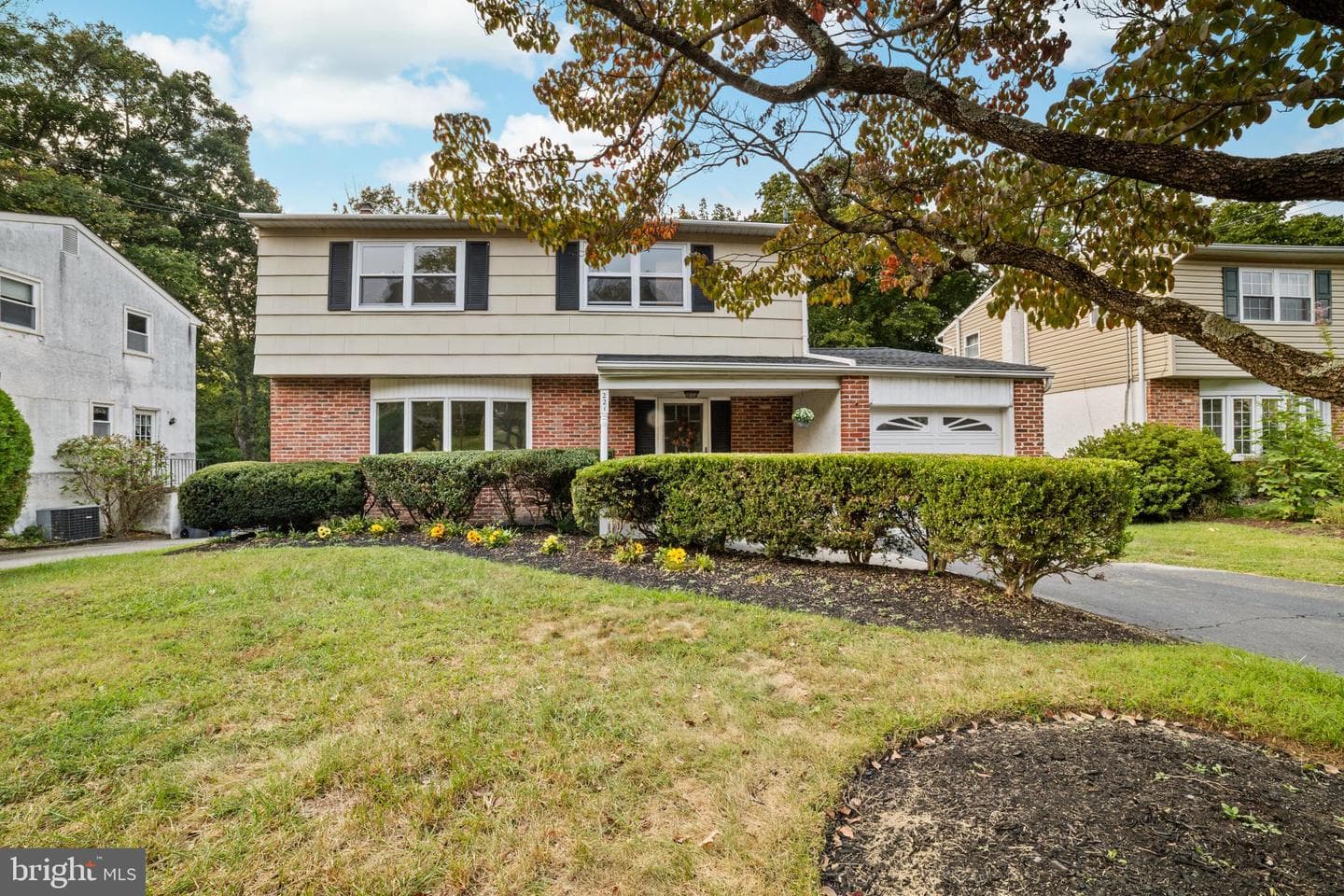 221 Belmont Avenue photo 1